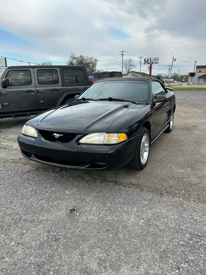 Ford Mustang GT convertible 1998