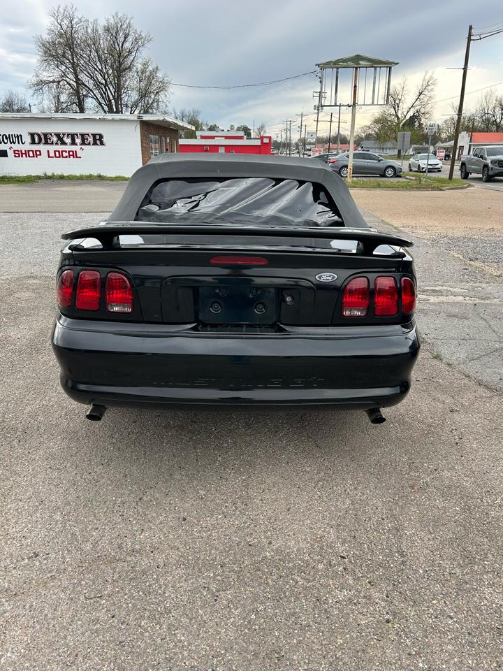 Ford Mustang GT convertible 1998