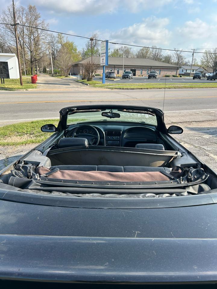 Ford Mustang GT convertible 1998