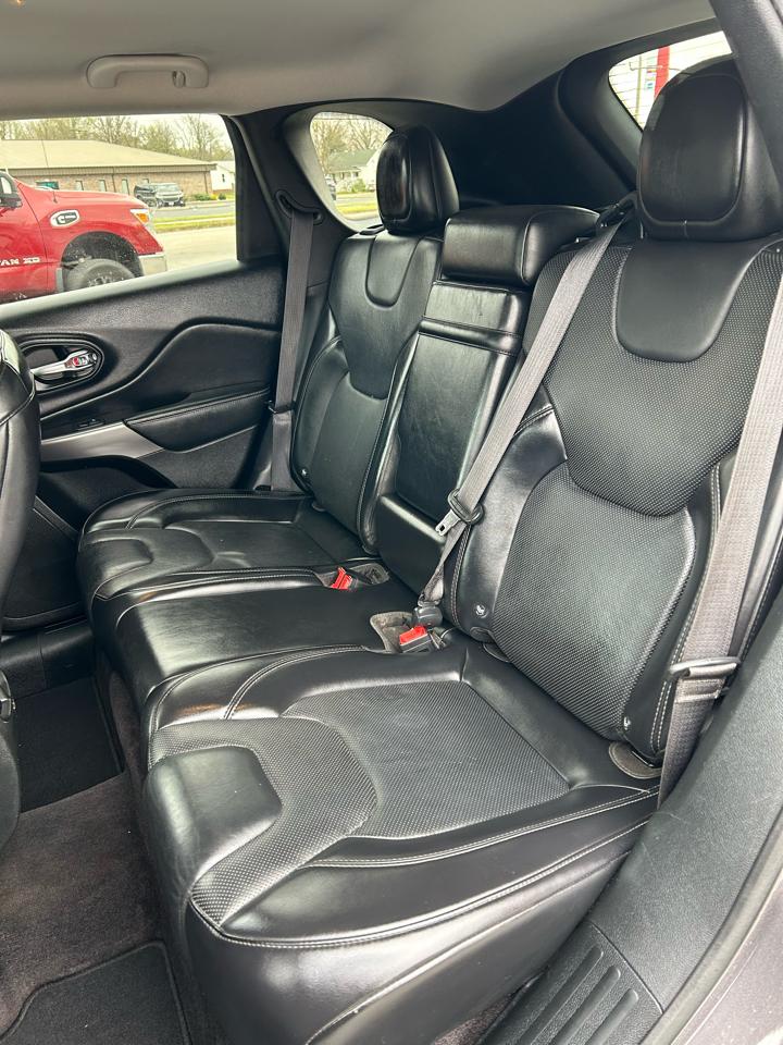 Jeep Cherokee Limited FWD 2019