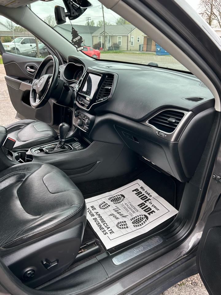 Jeep Cherokee Limited FWD 2019