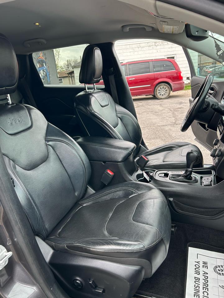 Jeep Cherokee Limited FWD 2019