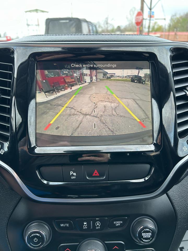 Jeep Cherokee Limited FWD 2019