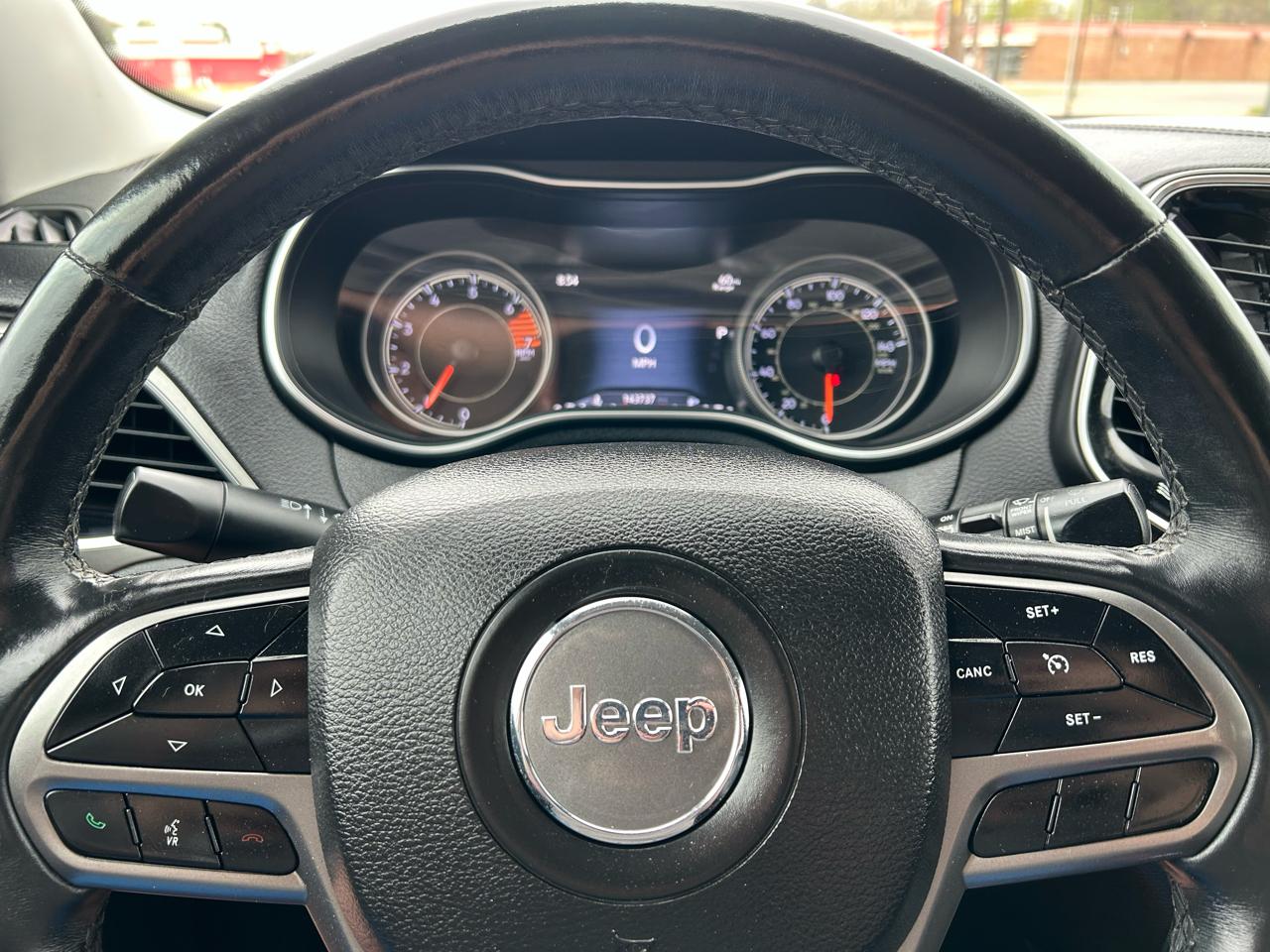 Jeep Cherokee Limited FWD 2019