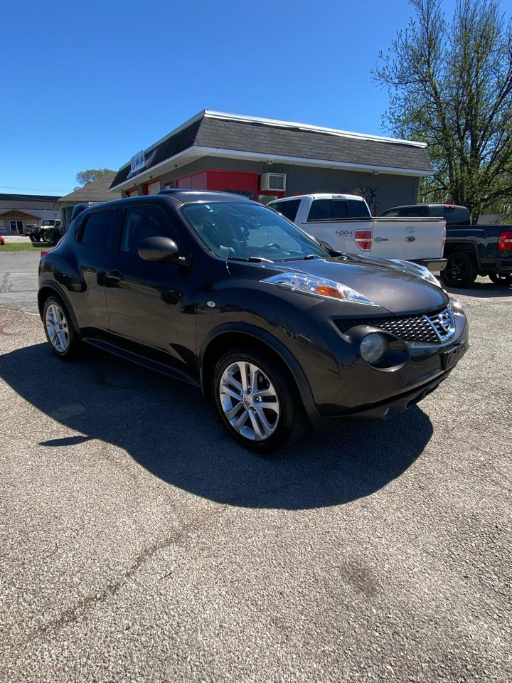 Nissan Juke S AWD 2012