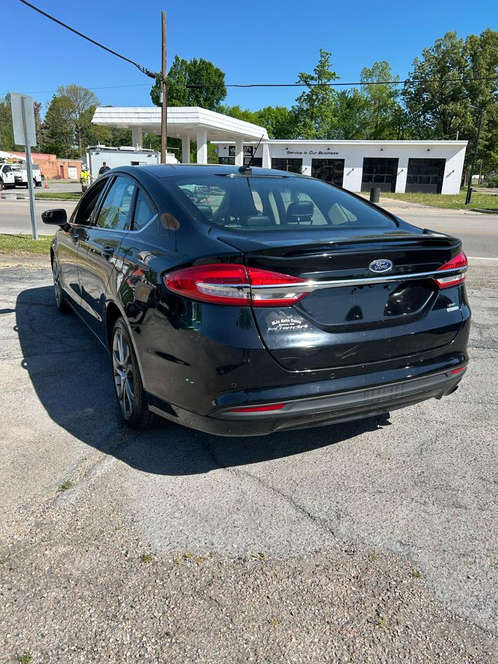 Ford Fusion SE 2017