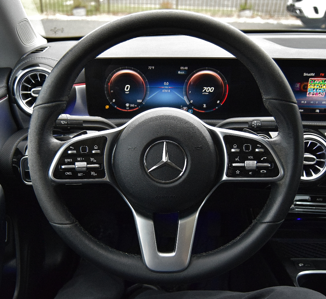 2021 Mercedes Benz CLA 250 4MATIC photo 14