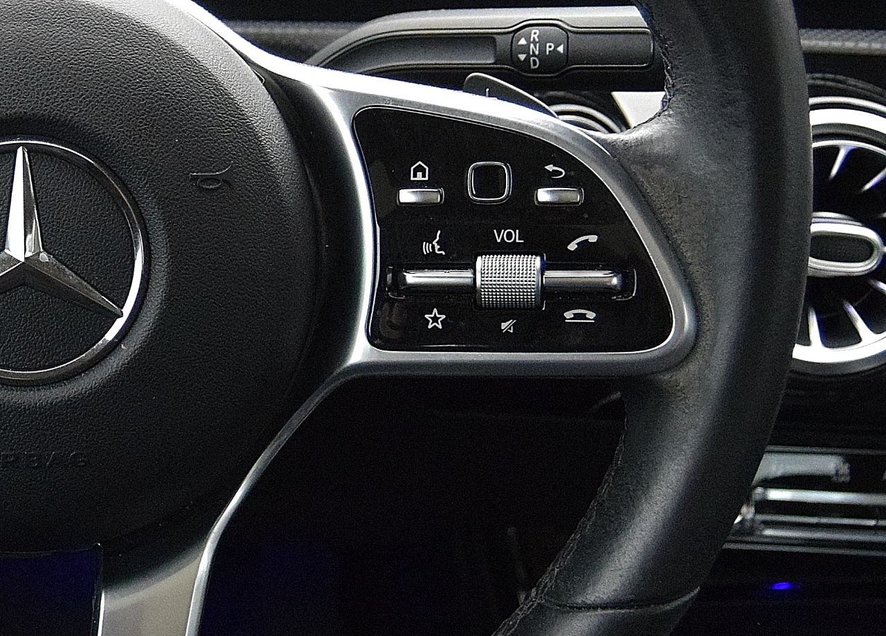 2021 Mercedes Benz CLA 250 4MATIC photo 16