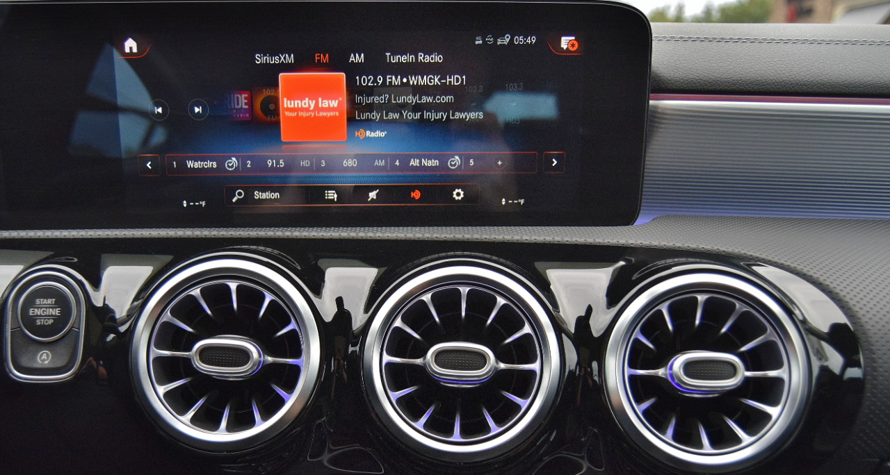 2021 Mercedes Benz CLA 250 4MATIC photo 26