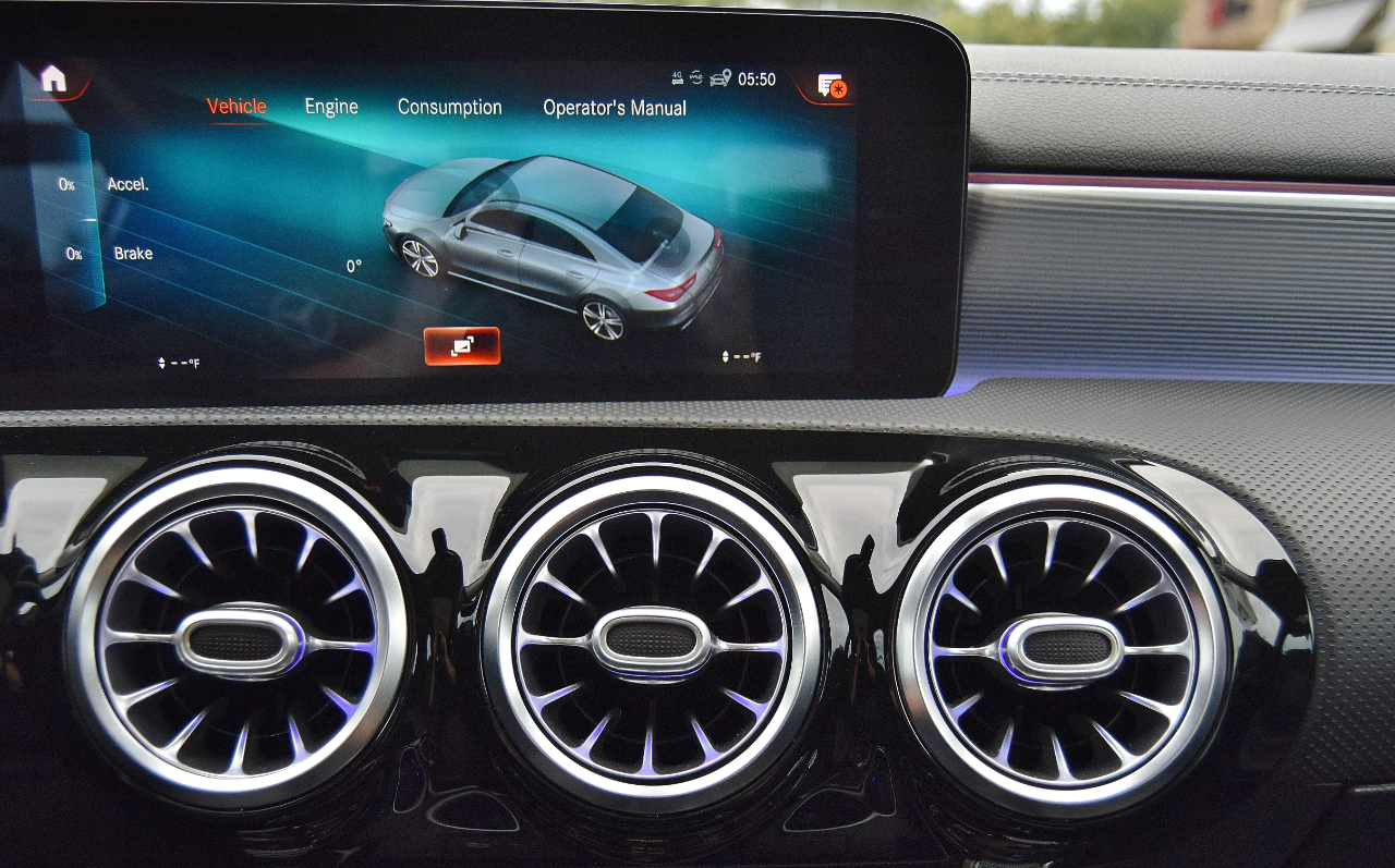 2021 Mercedes Benz CLA 250 4MATIC photo 29