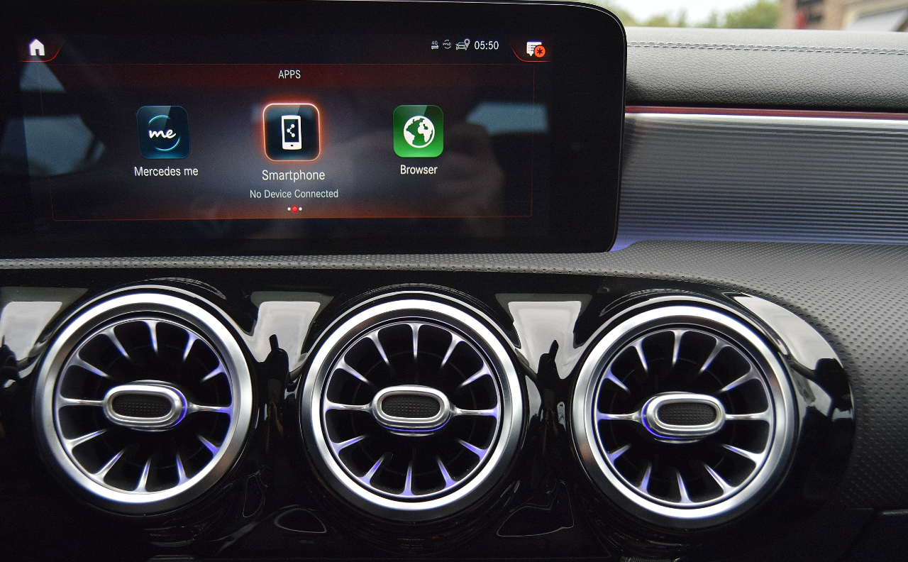 2021 Mercedes Benz CLA 250 4MATIC photo 30