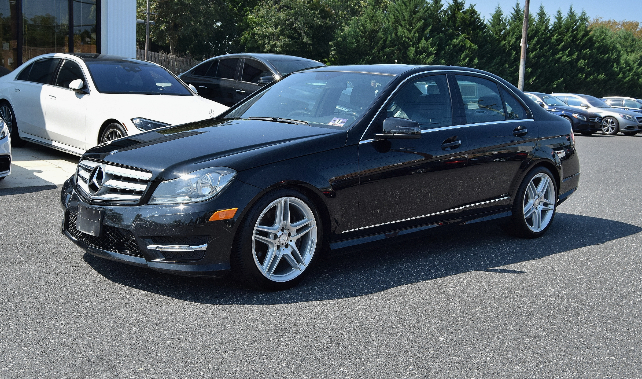 2013 Mercedes Benz C 300 4MATIC Sport Sedan photo 3