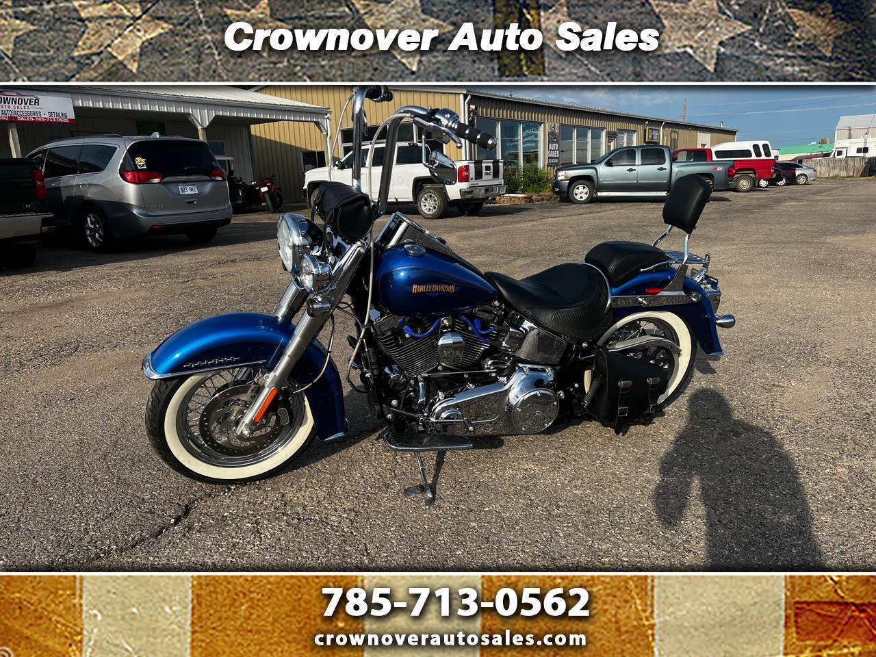 2017 Harley-Davidson FLSTN 