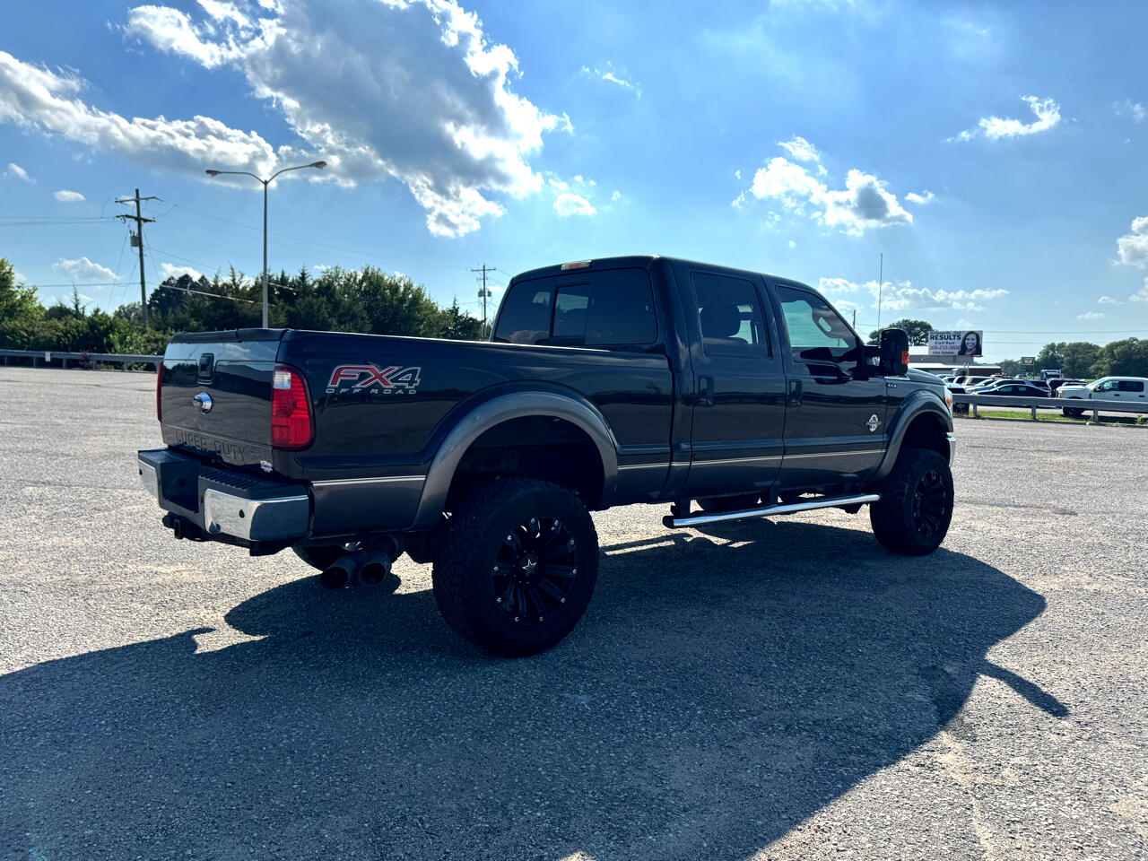 Ford F-250 SD Lariat Crew Cab Short Bed 4WD 2014 Ford F-250 SD Lariat Crew Cab Short Bed 4WD 2014