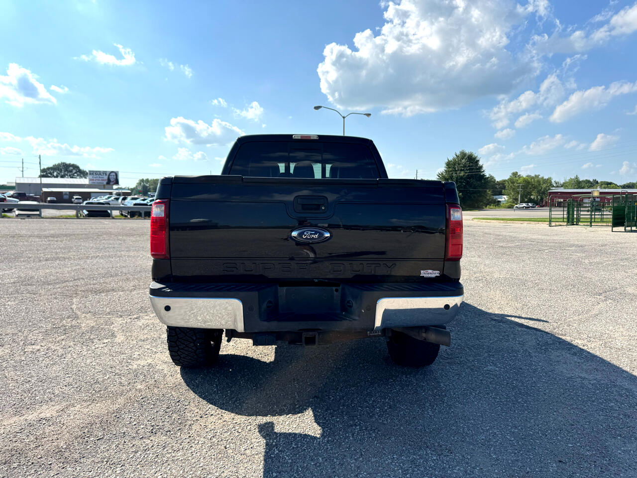 Ford F-250 SD Lariat Crew Cab Short Bed 4WD 2014 Ford F-250 SD Lariat Crew Cab Short Bed 4WD 2014