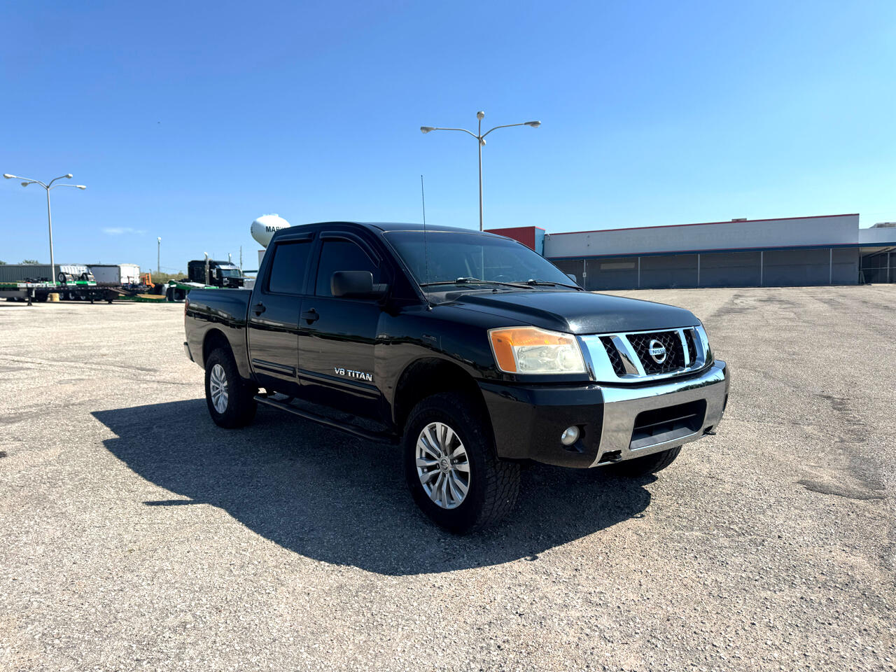 Nissan Titan SV Crew Cab 4WD 2012 Nissan Titan SV Crew Cab 4WD 2012