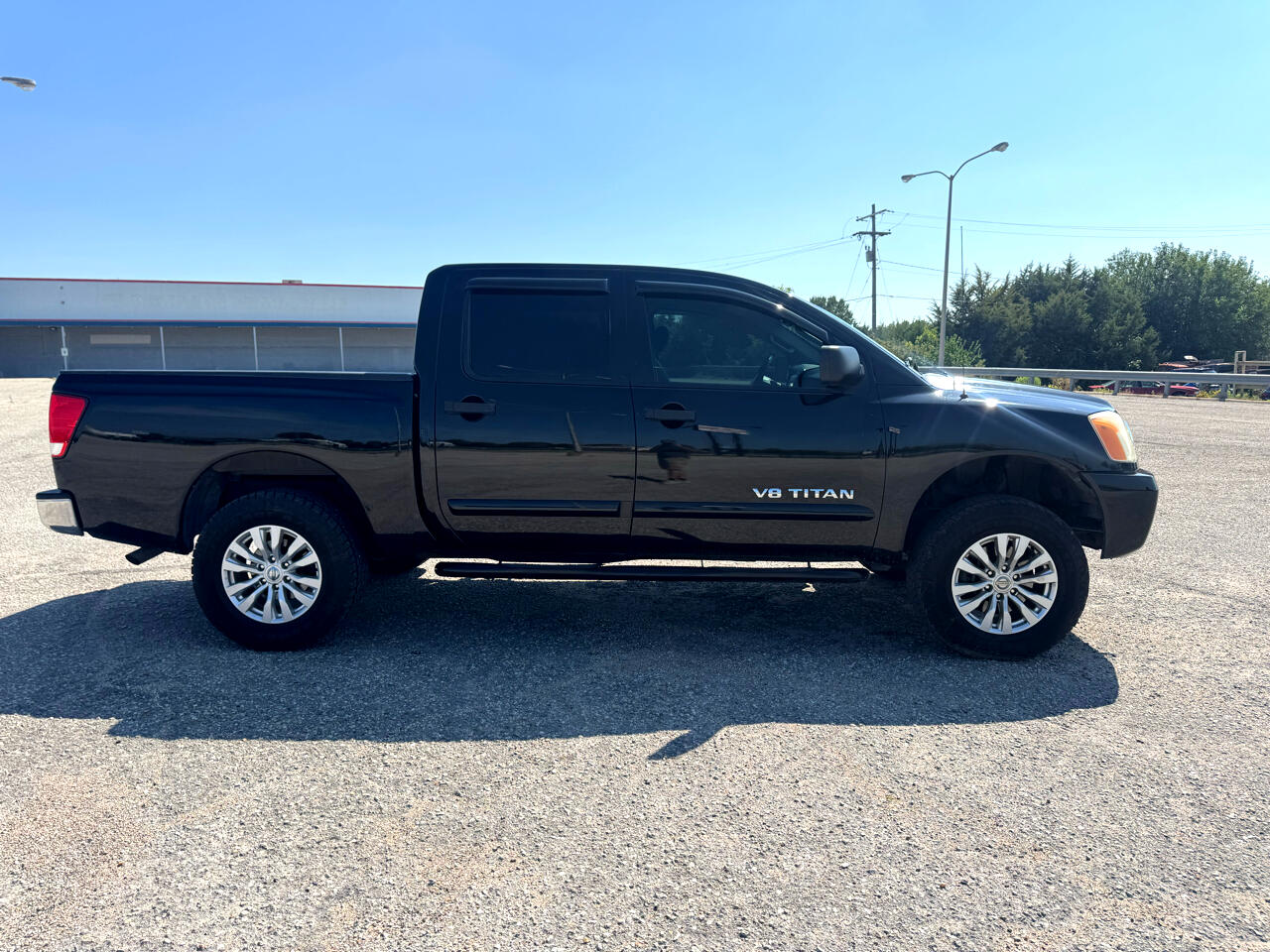 Nissan Titan SV Crew Cab 4WD 2012 Nissan Titan SV Crew Cab 4WD 2012