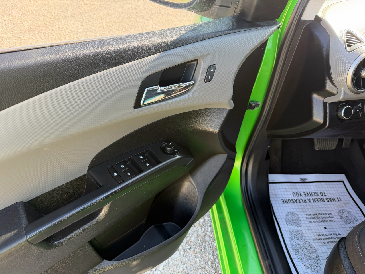 Chevrolet Sonic LT Auto Sedan 2016 Chevrolet Sonic LT Auto Sedan 2016