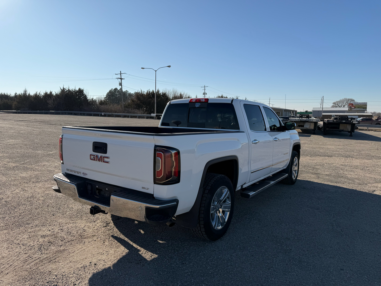 GMC Sierra 1500 4WD Crew Cab 143.5" SLT 2016