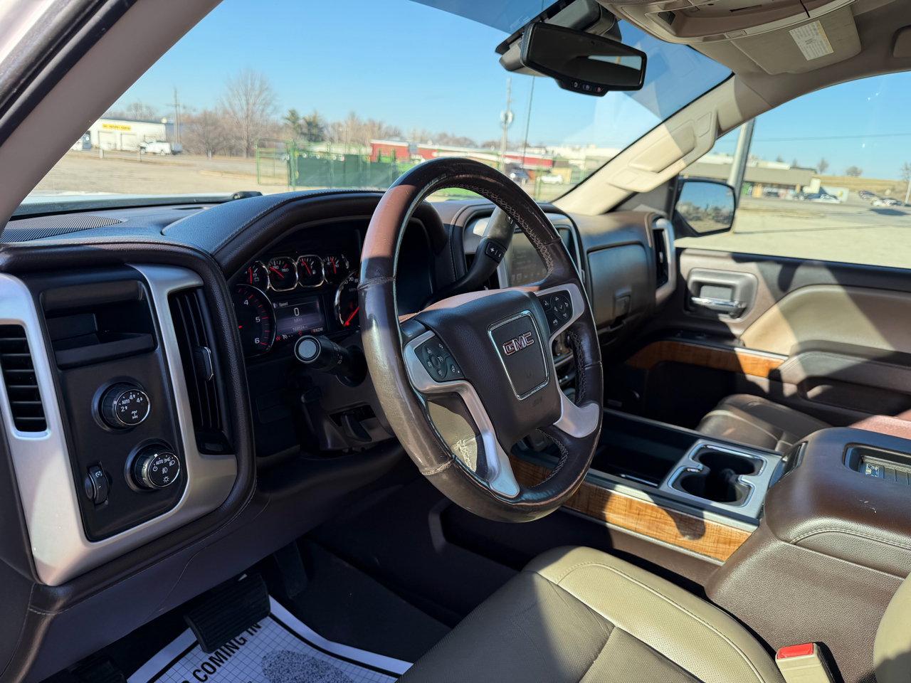 GMC Sierra 1500 4WD Crew Cab 143.5" SLT 2016