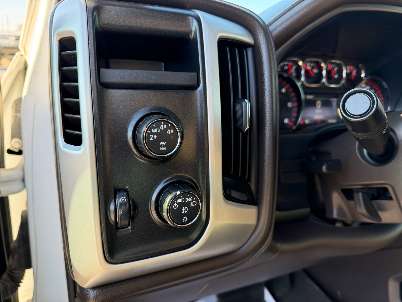 GMC Sierra 1500 4WD Crew Cab 143.5" SLT 2016