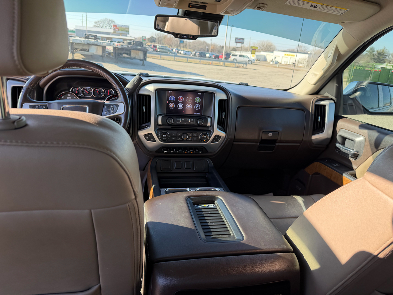 GMC Sierra 1500 4WD Crew Cab 143.5" SLT 2016