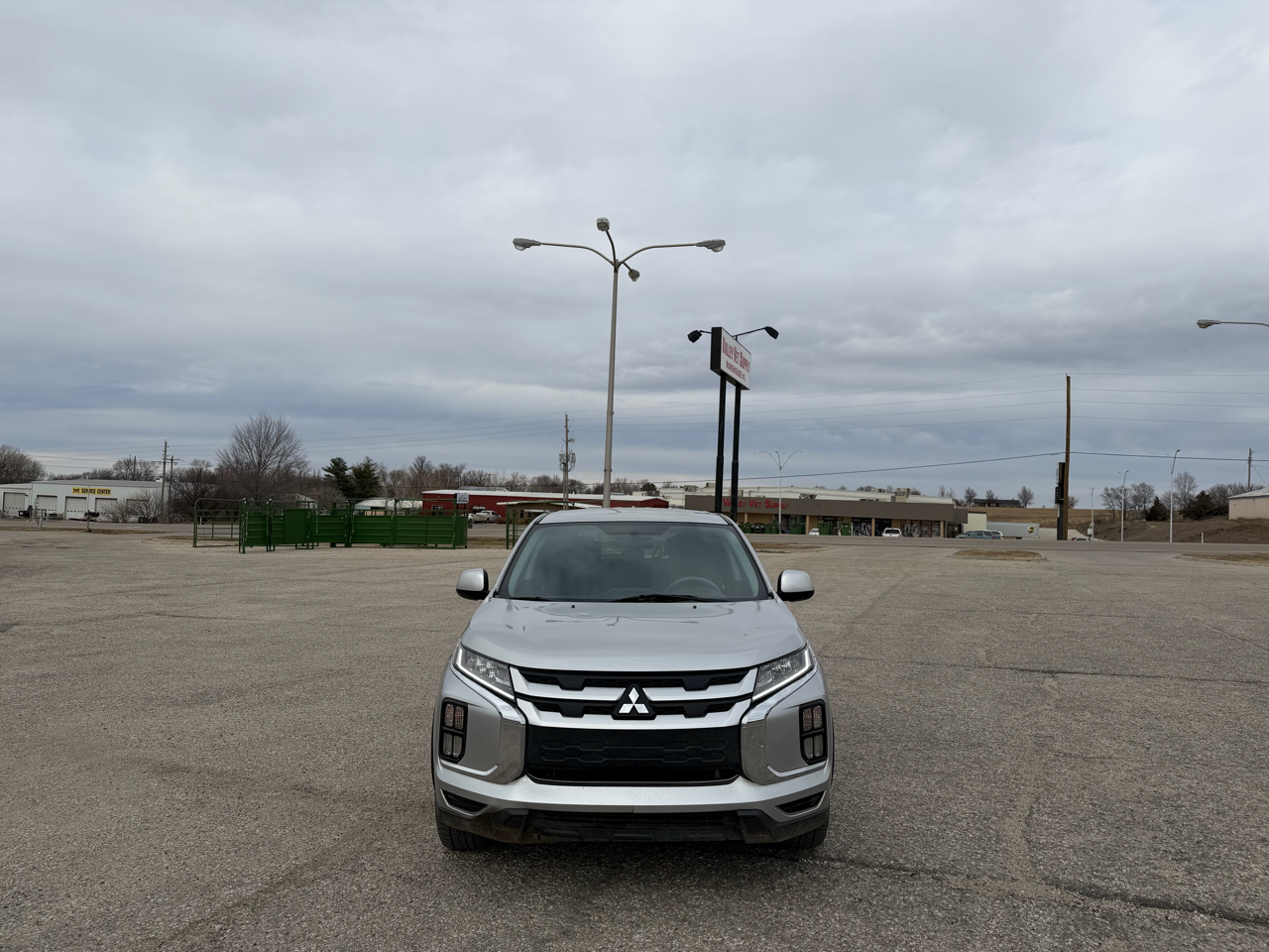 Mitsubishi Outlander Sport 2.0 ES CVT 2020