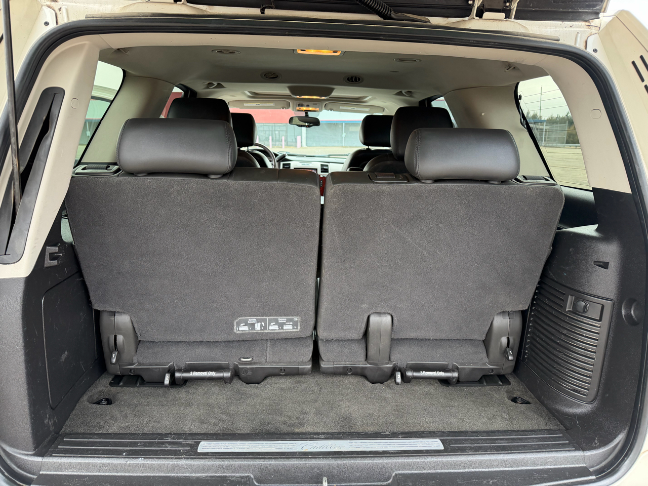 Cadillac Escalade AWD Luxury 2013