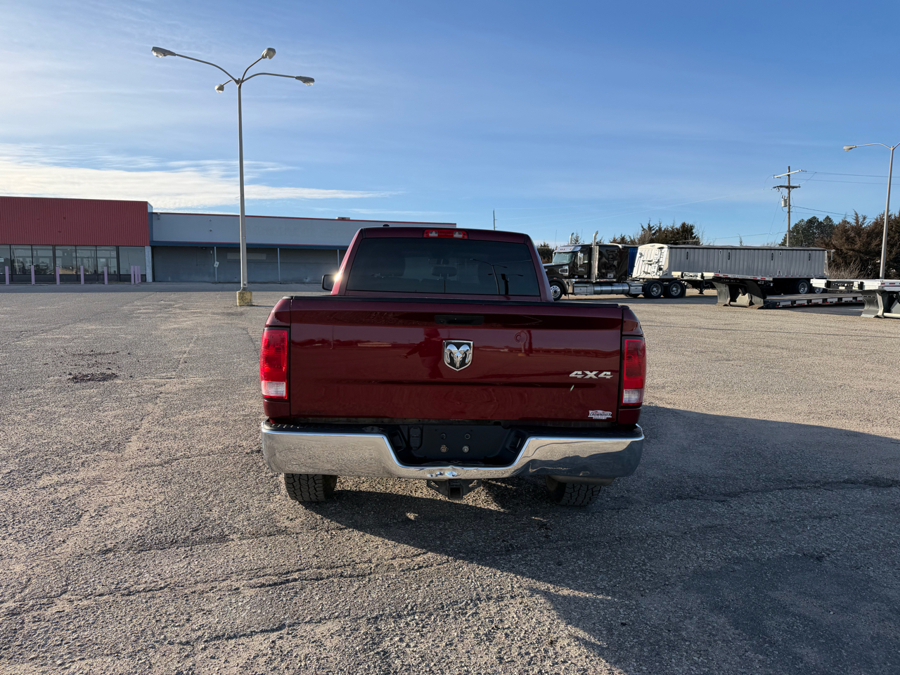 RAM 1500 Classic Tradesman Quad Cab 4WD 2022