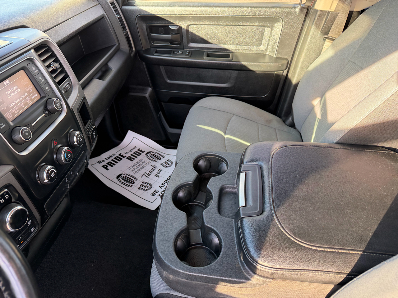 RAM 1500 Classic Tradesman Quad Cab 4WD 2022