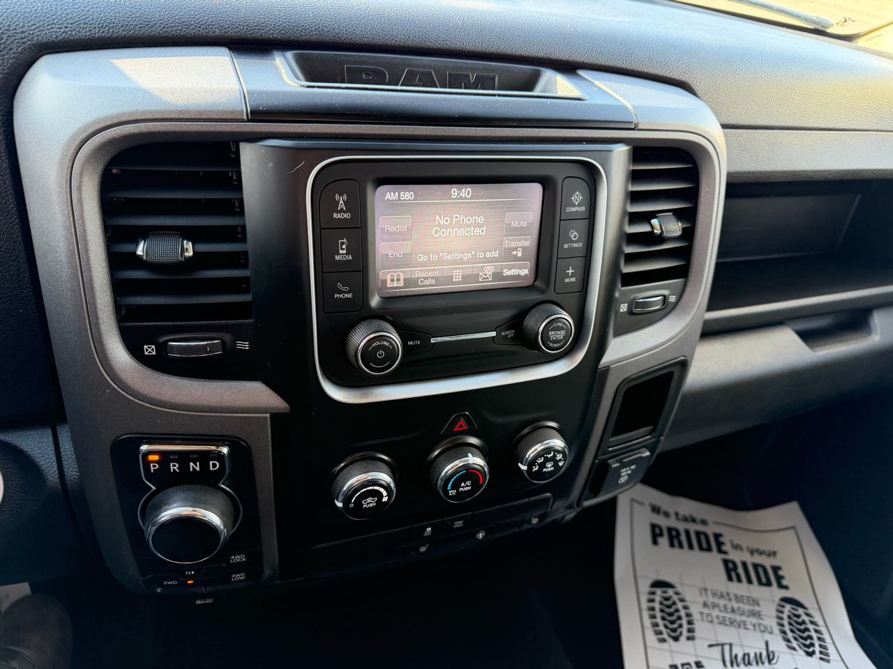 RAM 1500 Classic Tradesman Quad Cab 4WD 2022