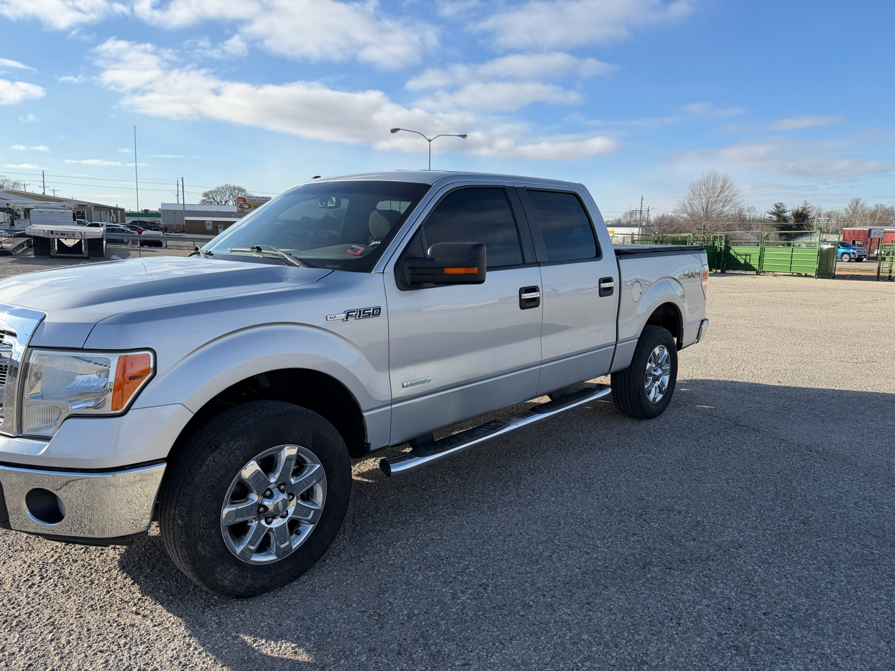 Ford F-150 4WD SuperCrew 139" XLT 2013