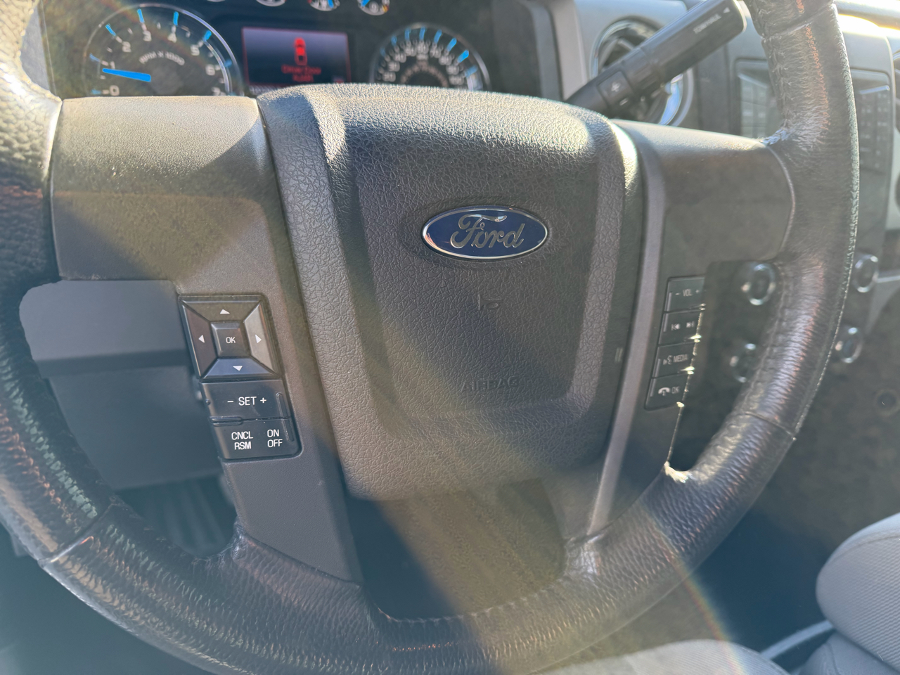 Ford F-150 4WD SuperCrew 139" XLT 2013