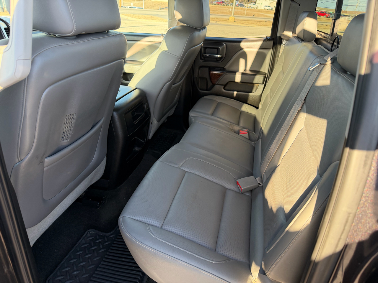 GMC Sierra 1500 4WD Double Cab 143.5" SLT 2015