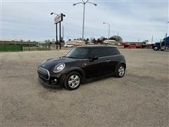 2015 MINI Cooper 