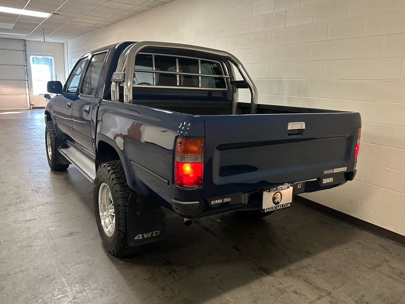 Toyota HiLux  1991