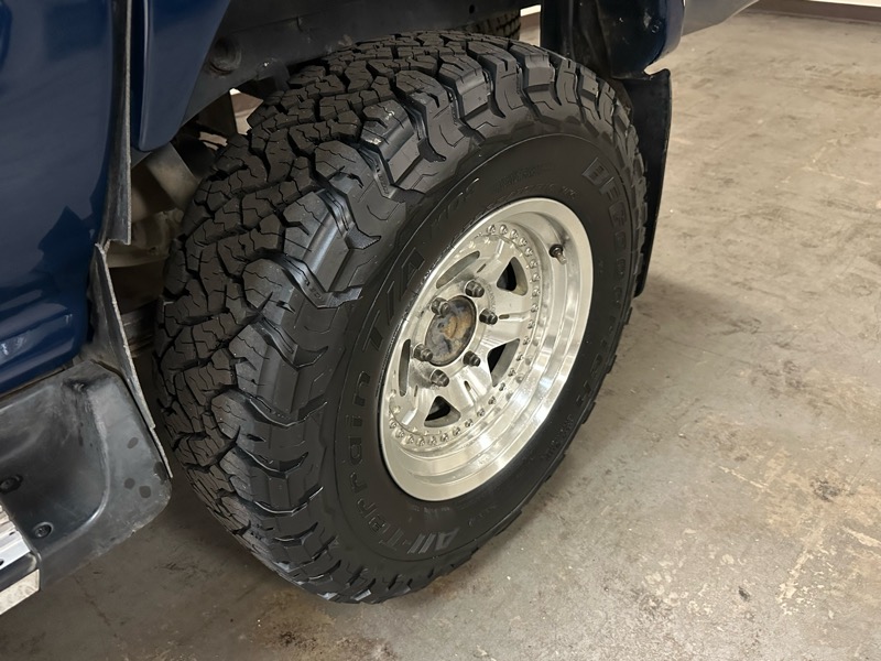 Toyota HiLux  1991