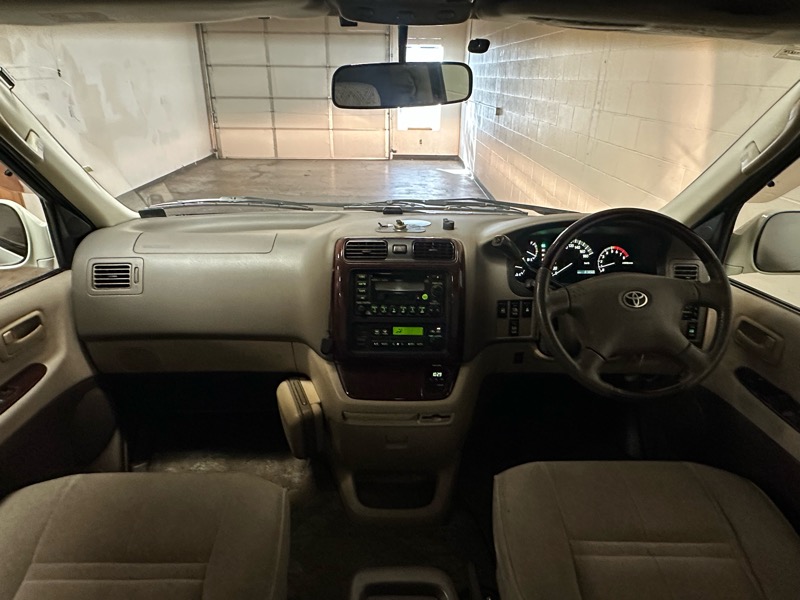 Toyota Grand Hiace  1999