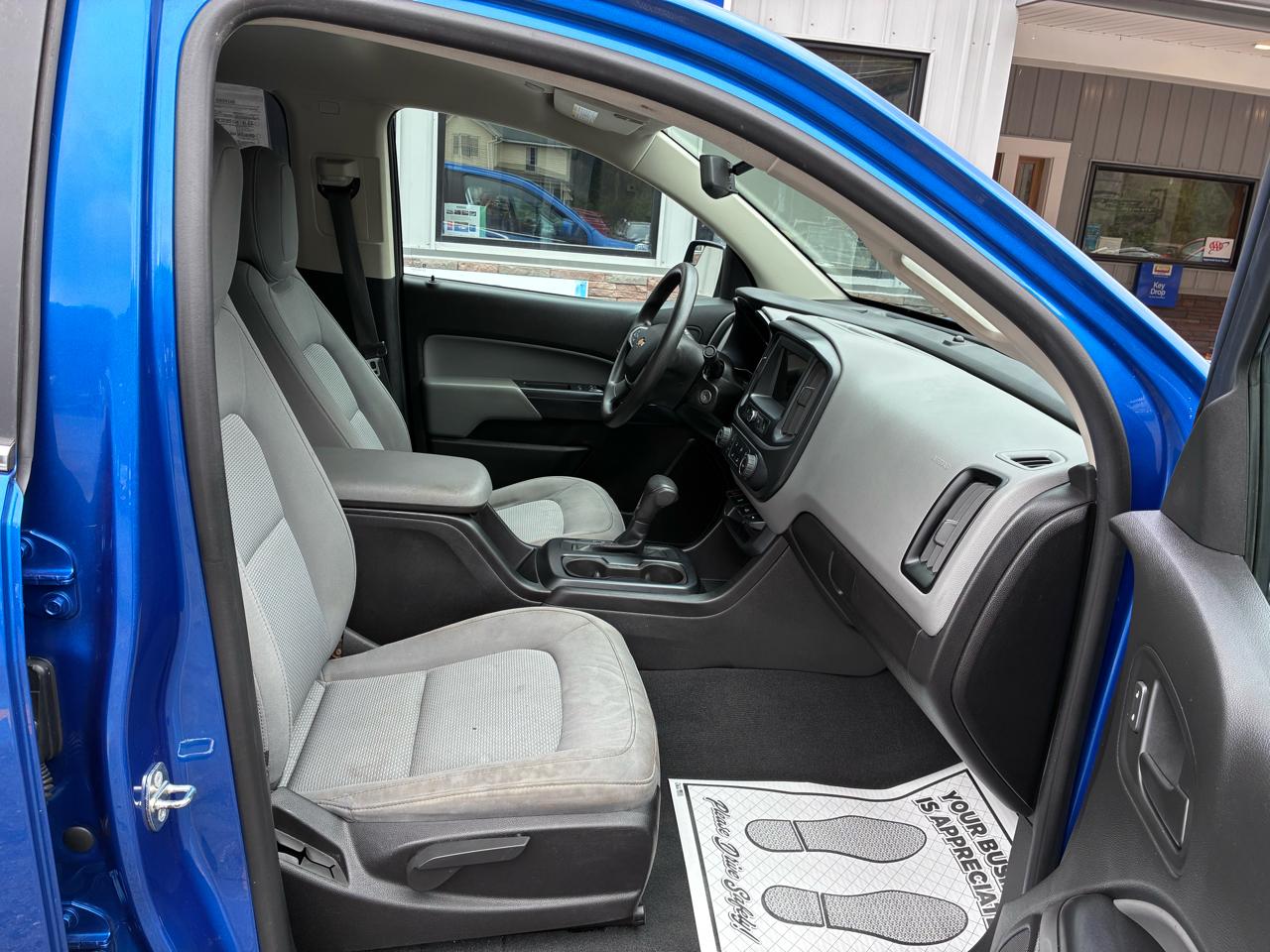 Chevrolet Colorado Work Truck Crew Cab 4WD Short Box 2019