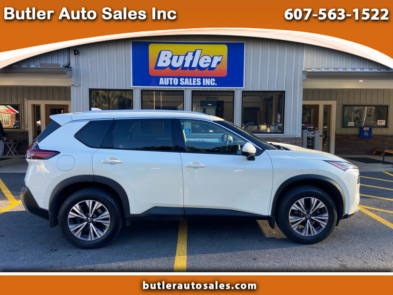 2021 Nissan Rogue SV's photo