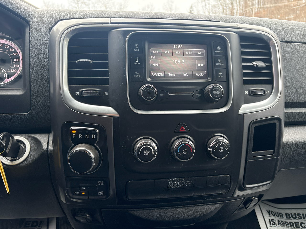 RAM 1500 Classic Tradesman Crew Cab SWB 4WD 2021