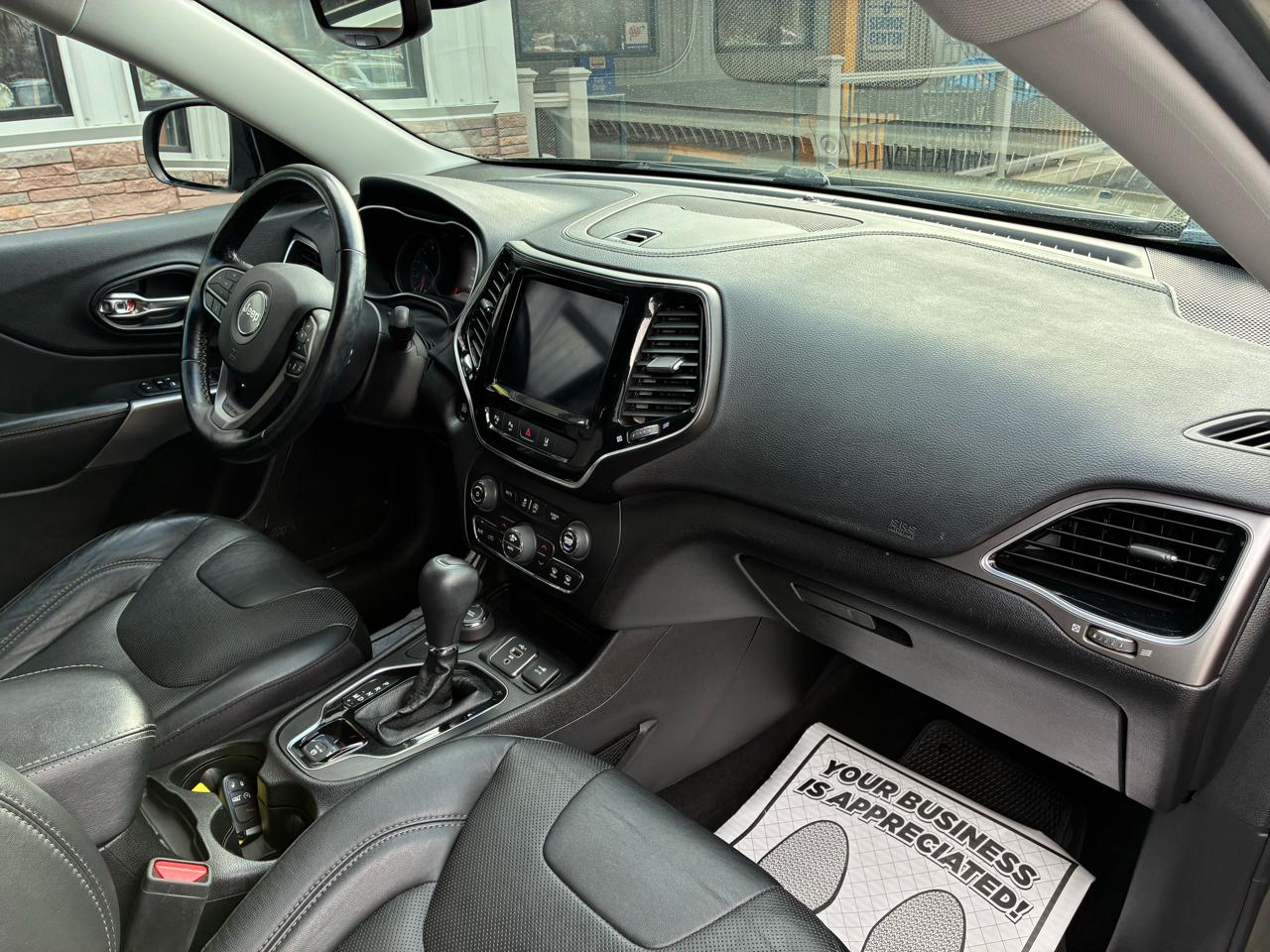 Jeep Cherokee Limited 4WD 2021