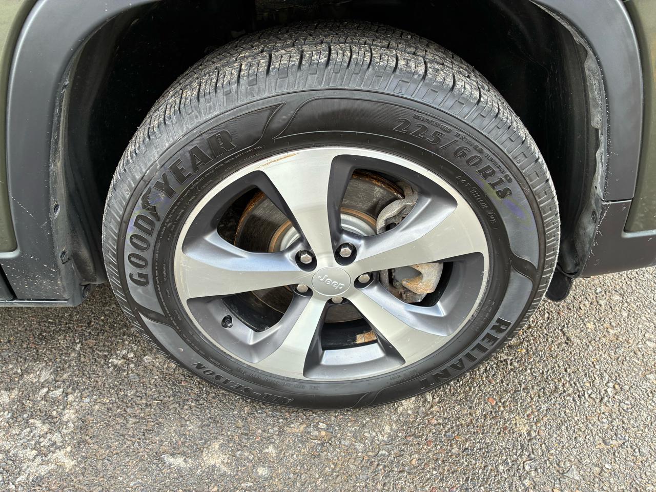 Jeep Cherokee Limited 4WD 2021