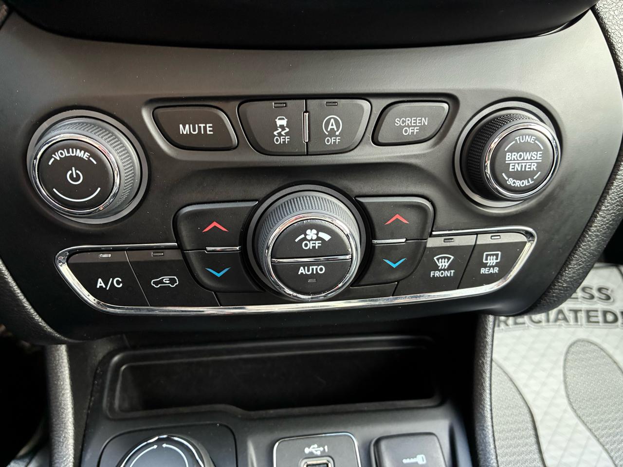 Jeep Cherokee Limited 4WD 2021