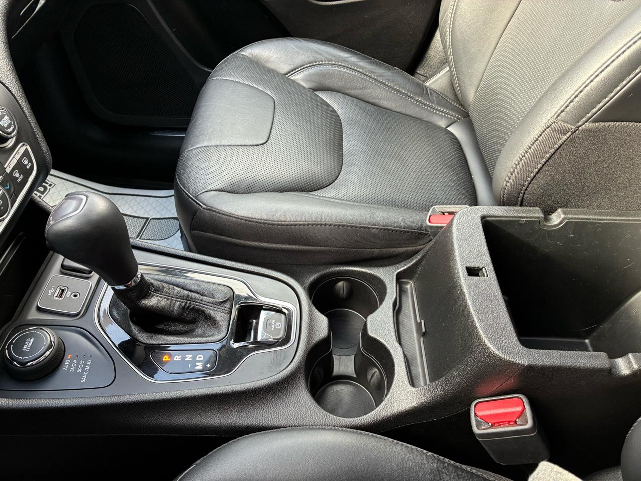 Jeep Cherokee Limited 4WD 2021