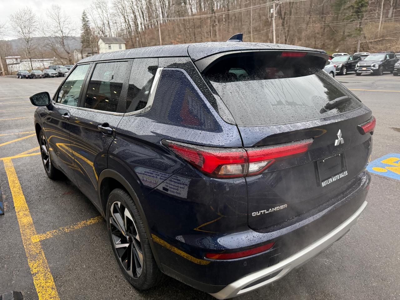 Mitsubishi Outlander SE 4WD 2023