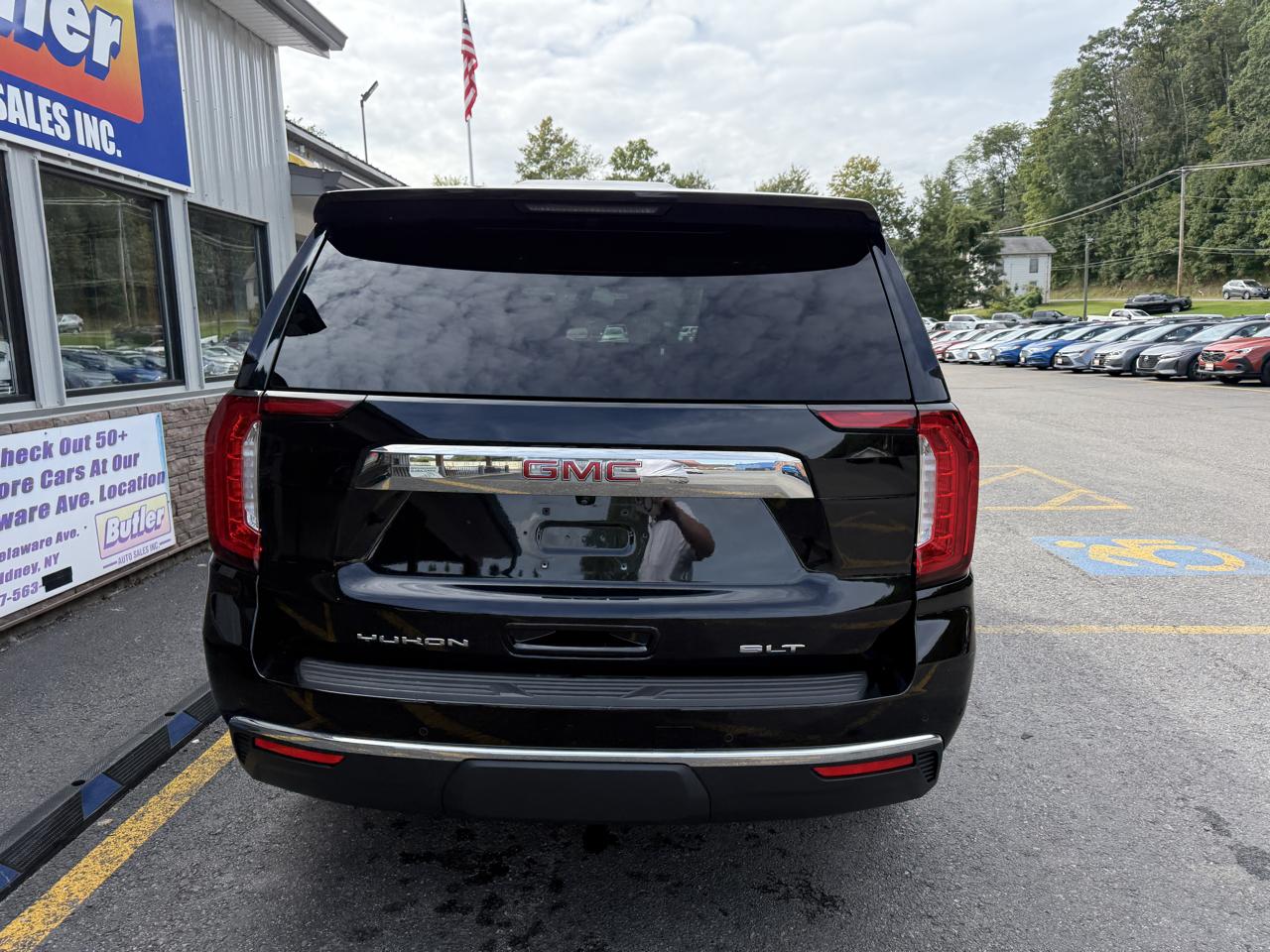 GMC Yukon SLT 4WD 2021