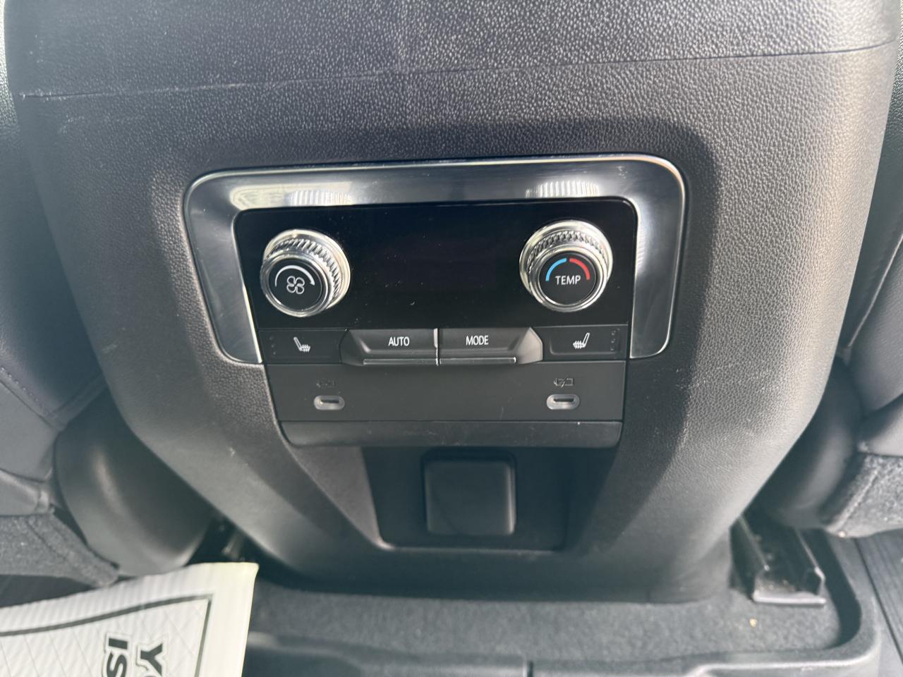 GMC Yukon SLT 4WD 2021