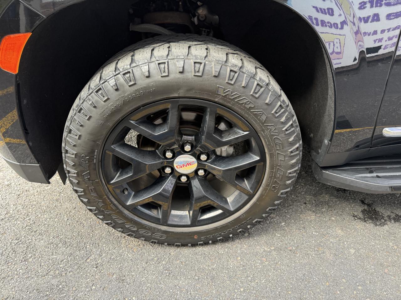 GMC Yukon SLT 4WD 2021