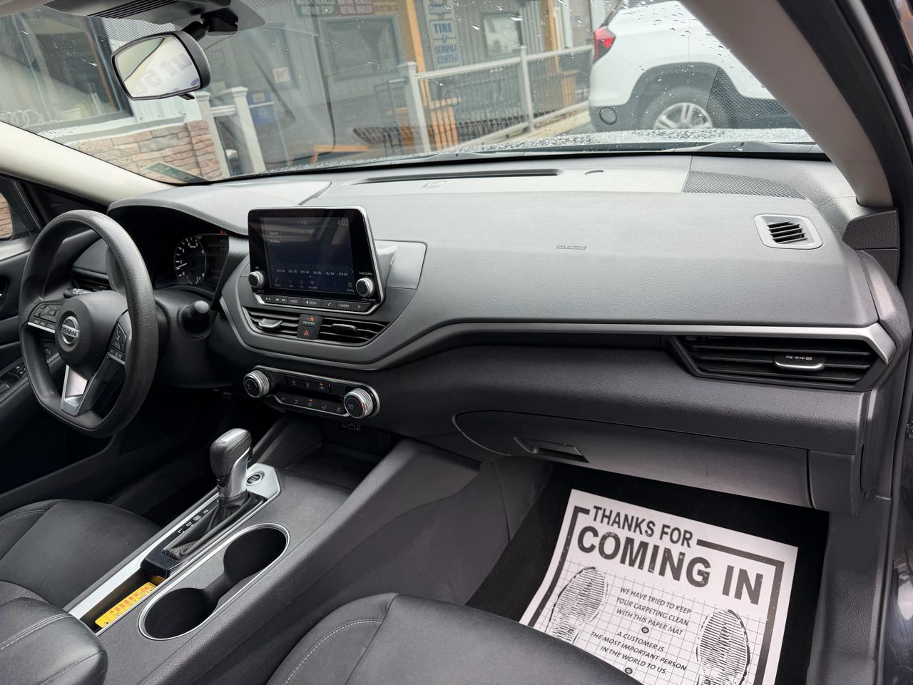 Nissan Altima 2.5 SV 2022